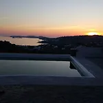 Βίλα Otherview